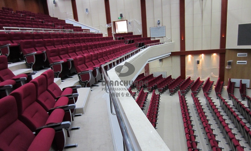 典創(chuàng)座椅 典創(chuàng)座椅