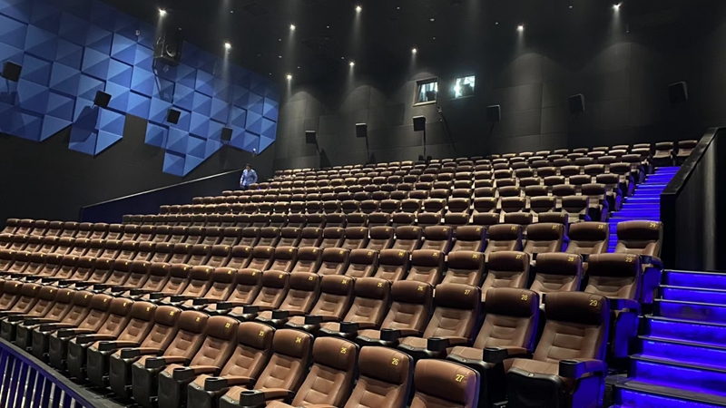 1638584639691315.jpg 影院@ (10).jpg